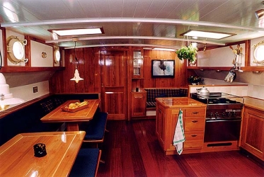 unter dEck auf der Westenwind